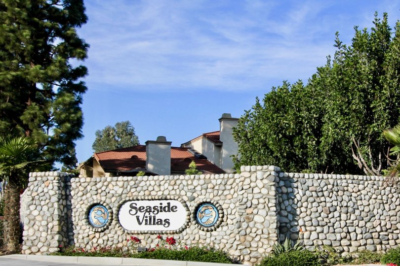 a pleasent day in the seaside villas with house that has named seaside villas