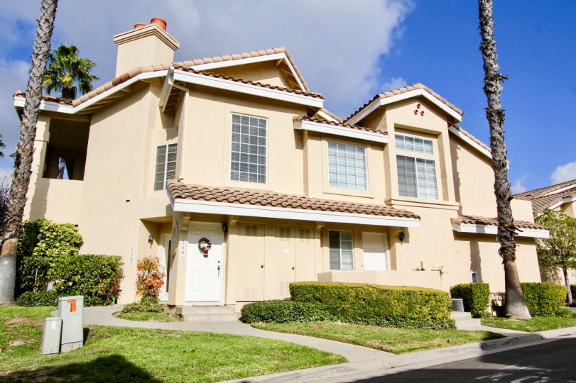 A sunny day in the Del Prado with a ordinary house.