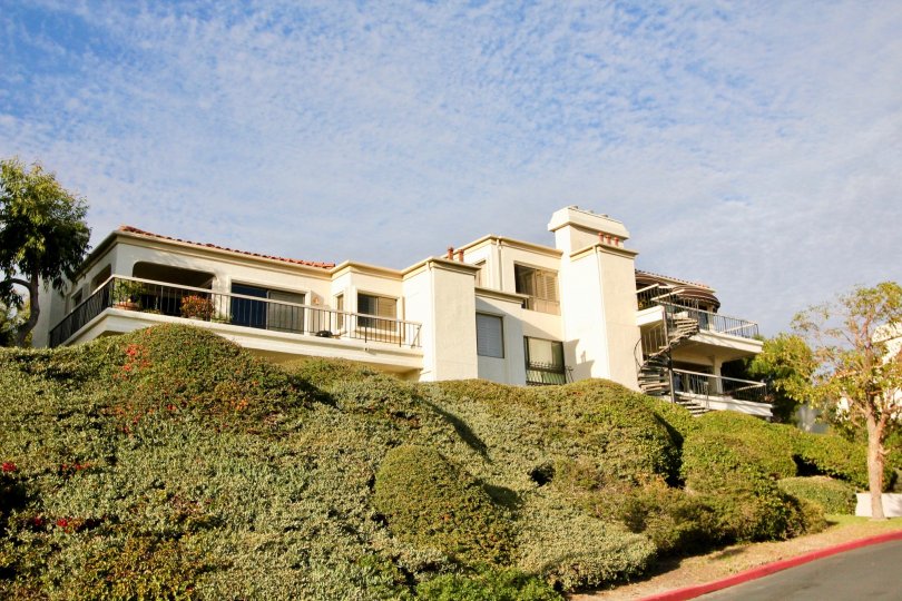 Mission Viejo is suburban in nature and culture. The city is mainly residential, although there are a number of offices and businesses within its city limits.
