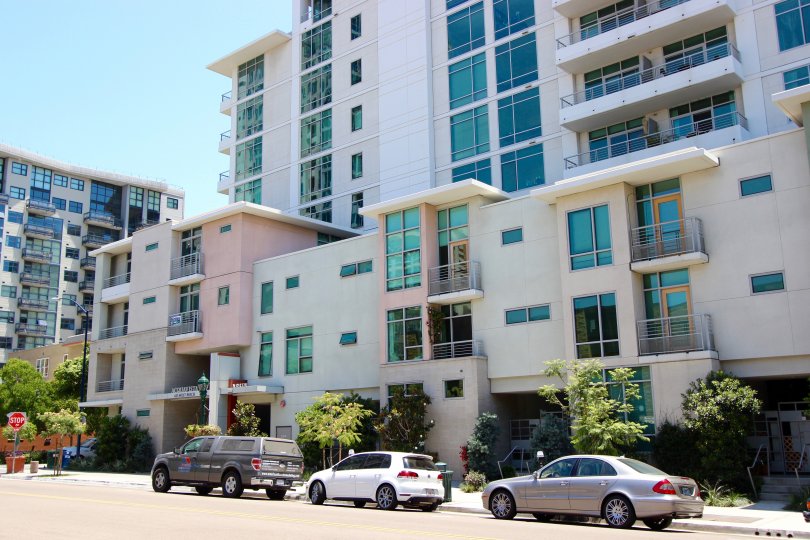 The street view of an apartment complex in Acqua Vista Downtown San Diego CA.
