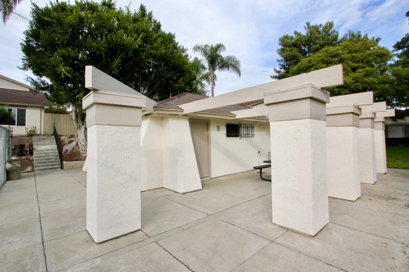 ALT="Bay Shores Community at Oceanside in California"