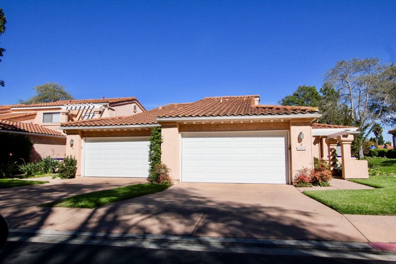Masters Hill, City: Rancho Bernardo, closed shutters nice view