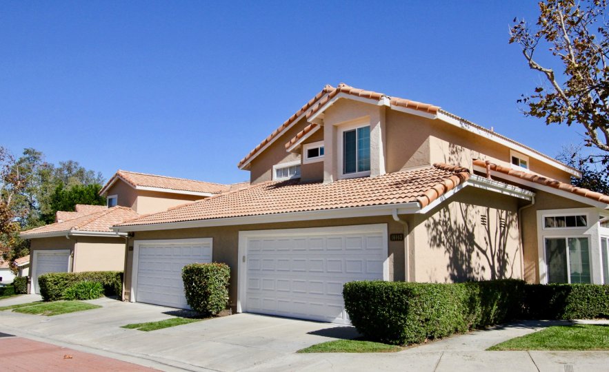 a beautiful Tierra Del Sol in Rancho Bernardo is most attractive and every where greenery